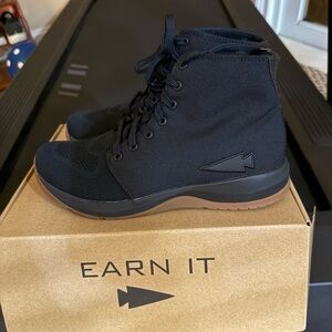 NIB GORUCK Men's Ballistic Trainer Mid Black Ruck Sneaker